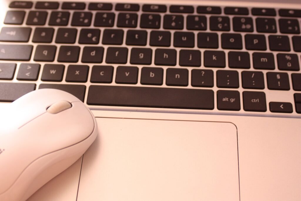 Mon histoire Web Eyes communication digitale community manager rédactrice professionnelle webdesigner